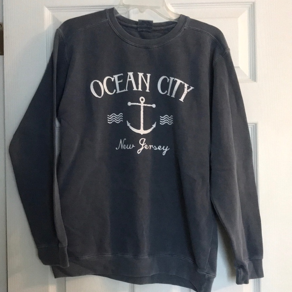 Cute dark blue sweatshirt